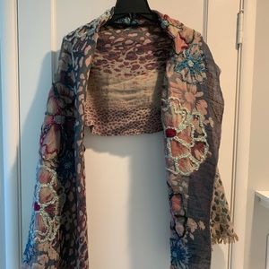 Winter emroidered scarf